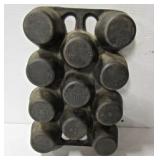 Griswold No. 10 Muffin Pan-Rear view