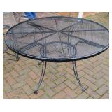 9 Steel Mesh Round 31" Tables