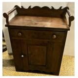 Washstand w/ Side Towel Bars