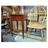 Windsor Chair, Stands