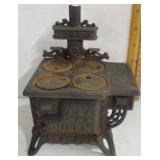 Queen Toy stove