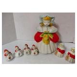 Hull Little Red Riding Hood Pieces