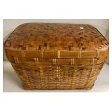 Basket w/ Top