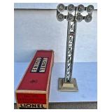 Lionel 195-Yard Light Post-w/ box