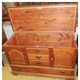 Lane Cedar Chest