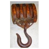 Vintage Pully & Hook