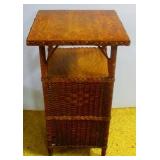 Wicker & Oak Stand