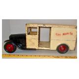 Steel Craft City Dairy Truck