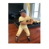 Original Mickey Mantle Hartland Statue