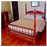 4 Pc. Bedroom Set w/ poster bed