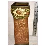 Roseville Dahlrose Square Vase