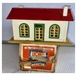Lionel 137 Station w/ Box