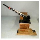 Lionel Standard Gate w/ Box