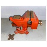 Bench Vise