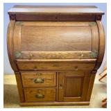 Oak Barrel Roll desk