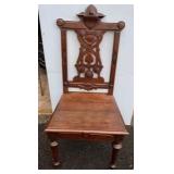 Walnut Victorian Music Chair