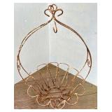 Hanging Metal Bakset