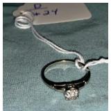 18K WHITE GOLD RING -1/4 CARAT DIAMOND