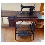 Windsor-B Sewing Machine