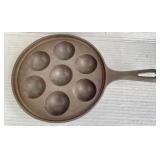 Griswold # 962 Aebleskiver Pan