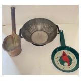 Dipper, Strainer & pan