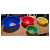 Pyrex Clear Bottom Bowls