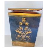 Stenciled Lift Top Can