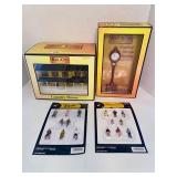 RAIL KING COUNTRY HOUSE, CLOCK, FIGURES