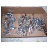 2 boxes of turn buckles