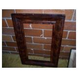 quantity of pictures & nice frames - various sizes