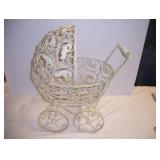 Carriage Planter piece