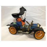 VIEW 2 OTHERSIDE WINDUP CAR 