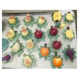 COLLECTION EARLY WALL POCKETS 