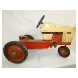 CASE AGRI KING 1070 PEDAL TRACTOR 