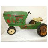 VIEW 2 OTHERSIDE JD PEDAL TRACTOR 
