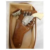 VIEW 2 CLOSEUP HOLSTER/PISTOL/BOX 