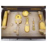 VIEW 2 INSIDE LADIES BAKOLITE SET