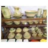 COLLECTION CREAM/GREEN STONEWARE 