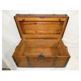 VIEW 2 INSIDE WOODEN TRUNK 