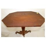 VIEW 2 CLOSEUP 18TH CENTURY TOP 