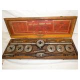 GREENFIELD TAP & DYE SET 