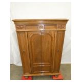 30X45 FLOOR MODEL VICTROLA 