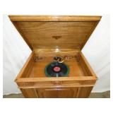 VIEW 2 INSIDE VICTROLA 