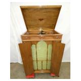 VIEW 4 FRONT W/ OPEN DOORS/SPEAKER 