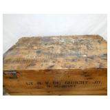 VIEW 5 BOTTOM36X19 WWI FOOT LOCKER   