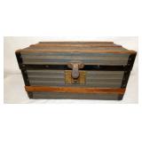 EARLY CHILDS DOLL TRUNK 