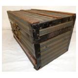 VIEW 3 SIDE VIEW EARLY DOLL TRUNK 