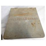 VIEW 2 TOP W/ EMB. LETTERS 