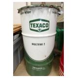 VIEW 3 CLOSEUP TEXACO OIL BARREL 