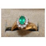 EMERALD & DIAMOND RING 